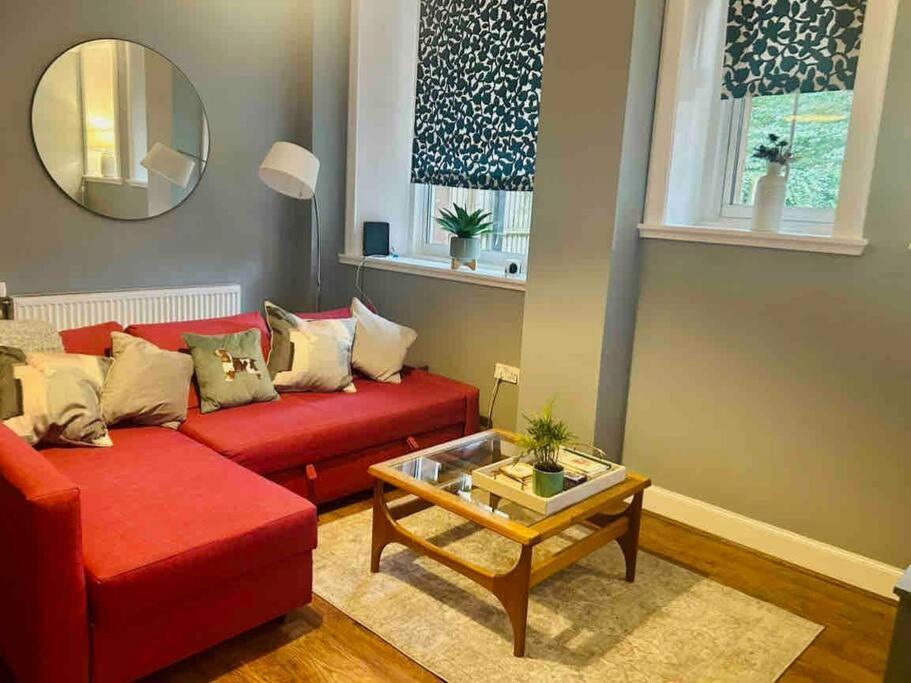 Large 2 Bedroom, Ground Floor Flat, Close To City Edinburgh Exterior photo